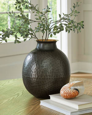 Picture of Woody Vase