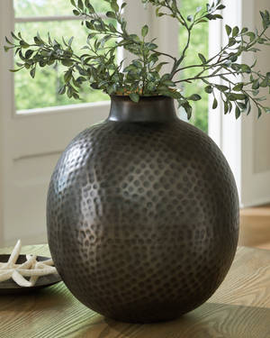 Picture of Woody Vase