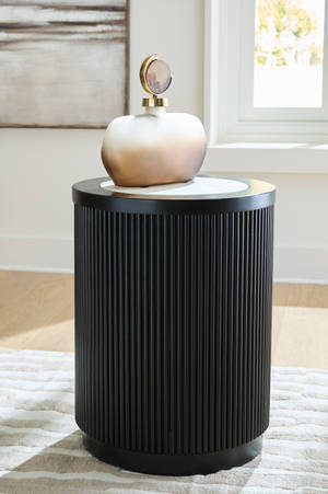 Picture of Grayman End Table
