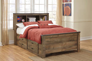Picture of Trinell Full Size Bed