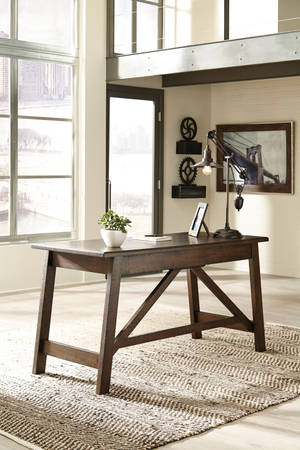 Picture of Baldridge Desk