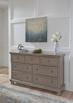 Picture of Lettner Dresser