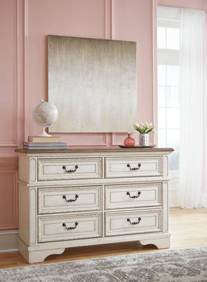 Picture of Realyn Dresser