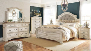 Picture of Realyn Chest of Drawers