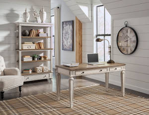 Picture of Realyn Desk