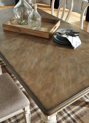 Picture of Realyn Dining Table & 4 Chairs