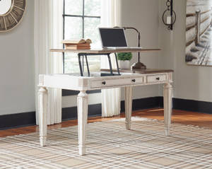 Picture of Realyn Desk