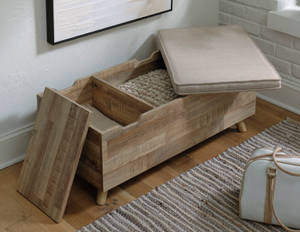 Picture of Gerdanet Bench