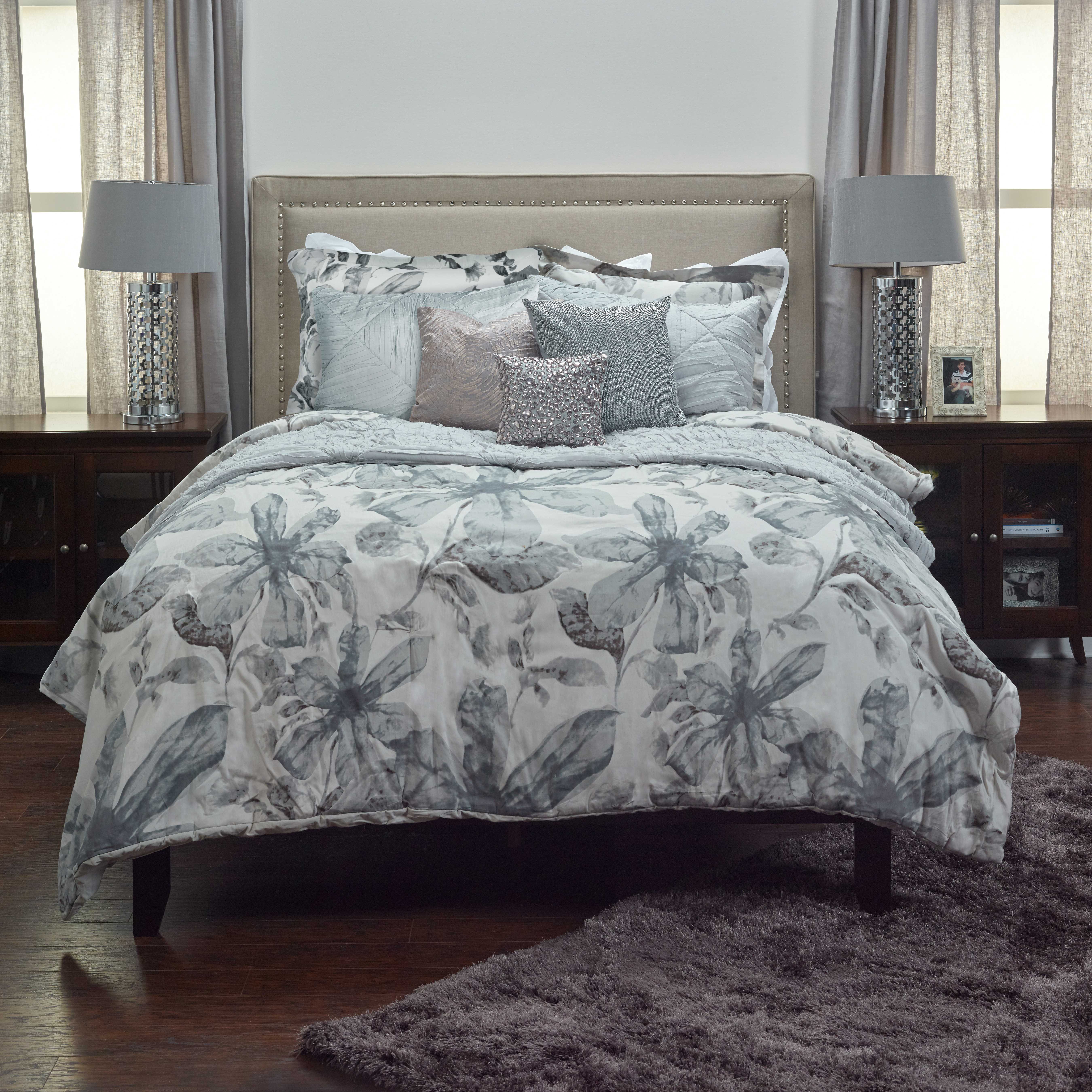 Picture of Lark King Comforter Set