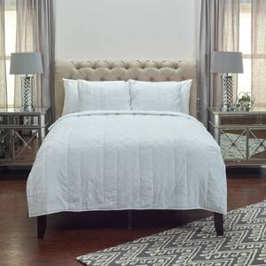 Picture of Claire King Quilt