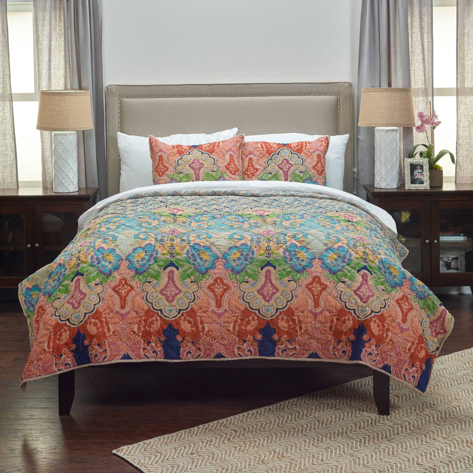 Picture of Rhapsodille Queen Quilt