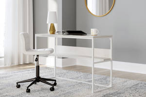 Picture of Deznee Desk