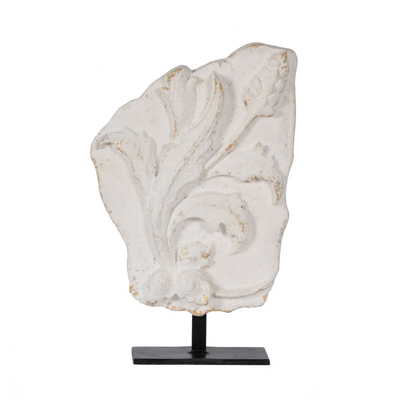 Picture of Distressed Table Decor