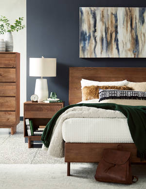 Picture of Isanti 5 Piece Queen Bedroom Group