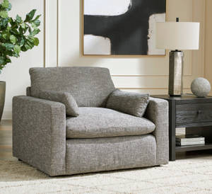 Picture of Dramatic Chair