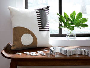 Picture of Longsum Accent Pillow