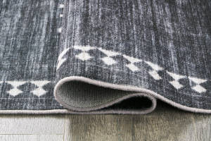 Picture of Arloman 5' x 7' Rug