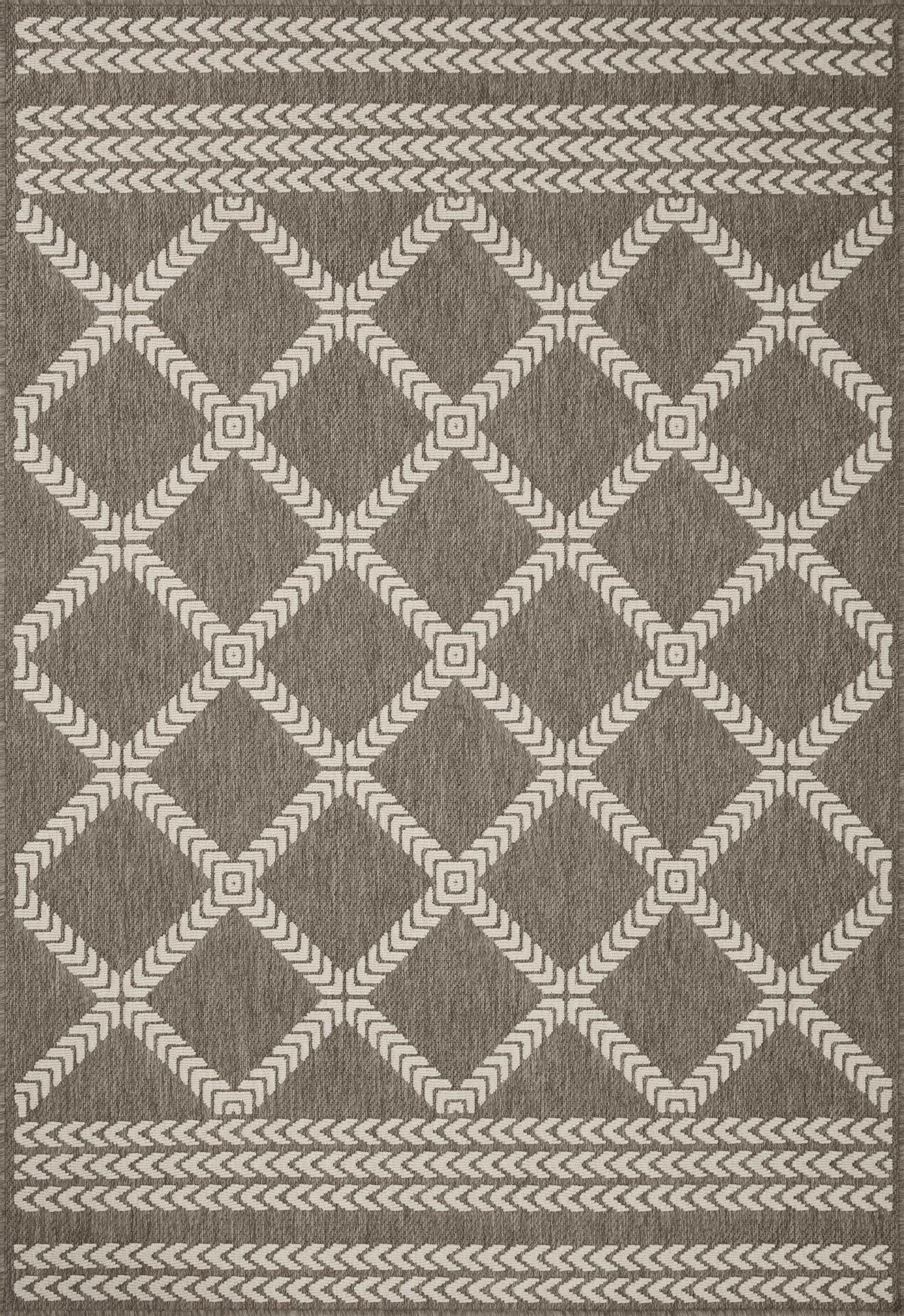 Picture of Rainier 5'3" x 7'7" Rug