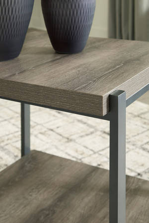 Picture of Wilmaden Table Set