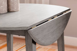 Picture of Shullden Dining Table & 4 Chairs