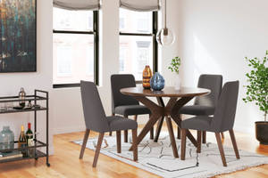 Picture of Lyncott Dining Table & 4 Chairs