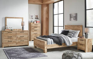 Picture of Hyanna Full Size Bed