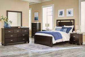 Picture of Covetown Chest of Drawers