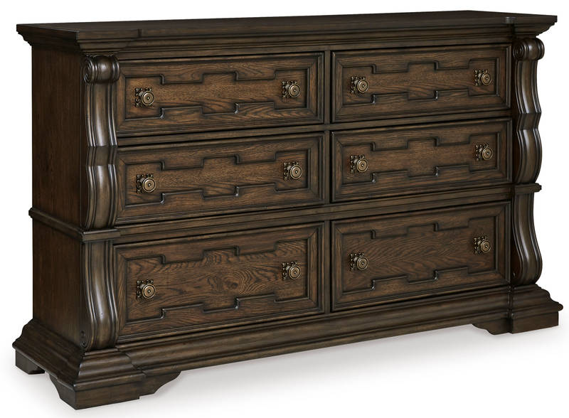 Picture of Maylee Dresser