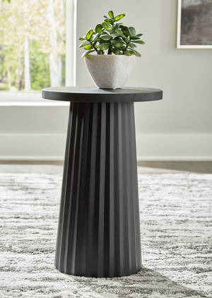 Picture of Ceilby Accent Table