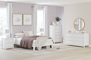Picture of Hallityn Chest of Drawers