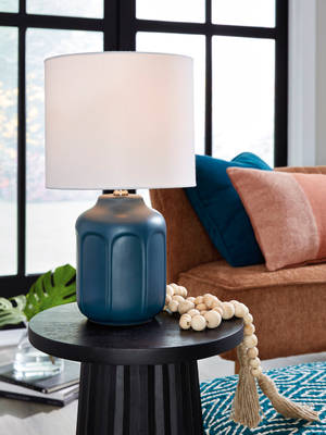 Picture of Gierburg Table Lamp