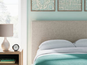 Picture of Cielden Full Size Bed