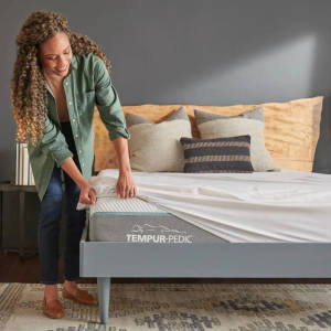 Picture of Tempur Protect Breeze Queen Mattress Protector