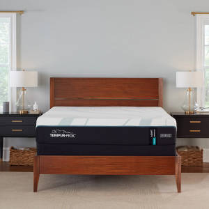 Picture of Adapt 2.0 Medium Hybrid King Mattress