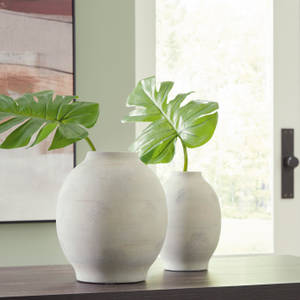 Picture of Clayson Vase