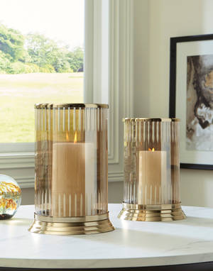 Picture of Aavinson Candle Holder