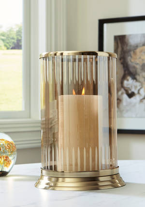 Picture of Aavinson Candle Holder