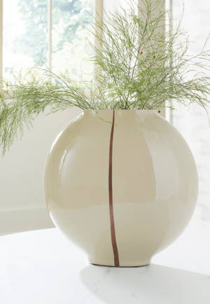 Picture of Sheabourne Vase