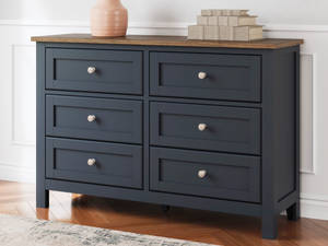 Picture of Landocken Dresser
