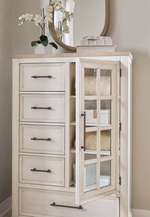 Picture of Shaybrock Door Chest