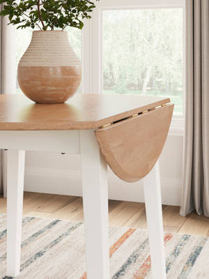 Picture of Gesthaven Dining Table