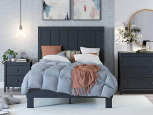 Picture of Simmenfort Nightstand