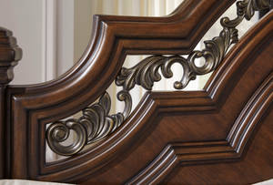 Picture of Lavinton Queen Size Bed