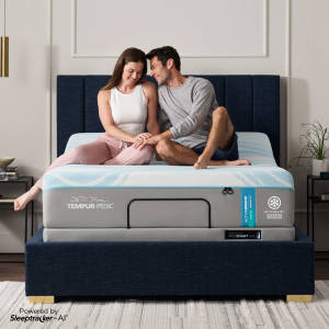 Picture of ActiveBreeze 2.0 Medium Hybrid Split King Mattress & ProSmart Air Adjustable Base
