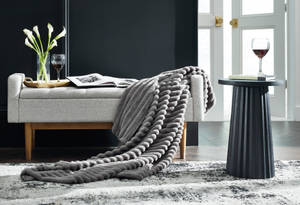 Picture of Alsonwell Throw Blanket