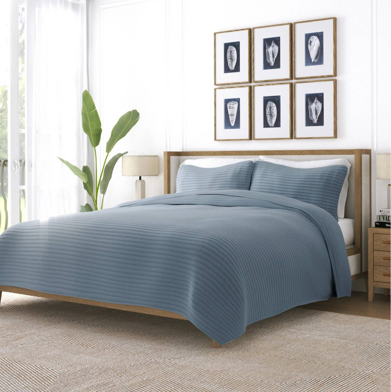 Picture of iEnjoy Home Queen/Full Quilt Set
