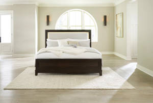 Picture of Neymorton King Size Bed