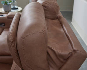 Picture of Point Clear Power Recliner