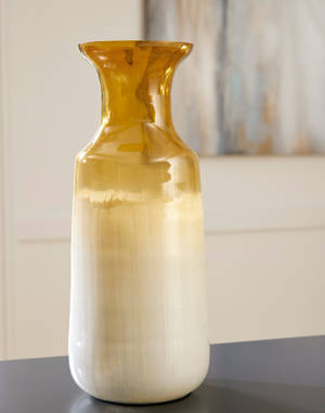 Picture of Wynburg Vase