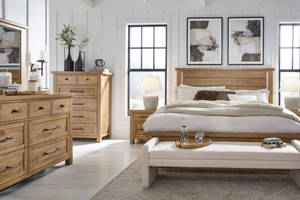 Picture of Kristiland Queen Size Bed